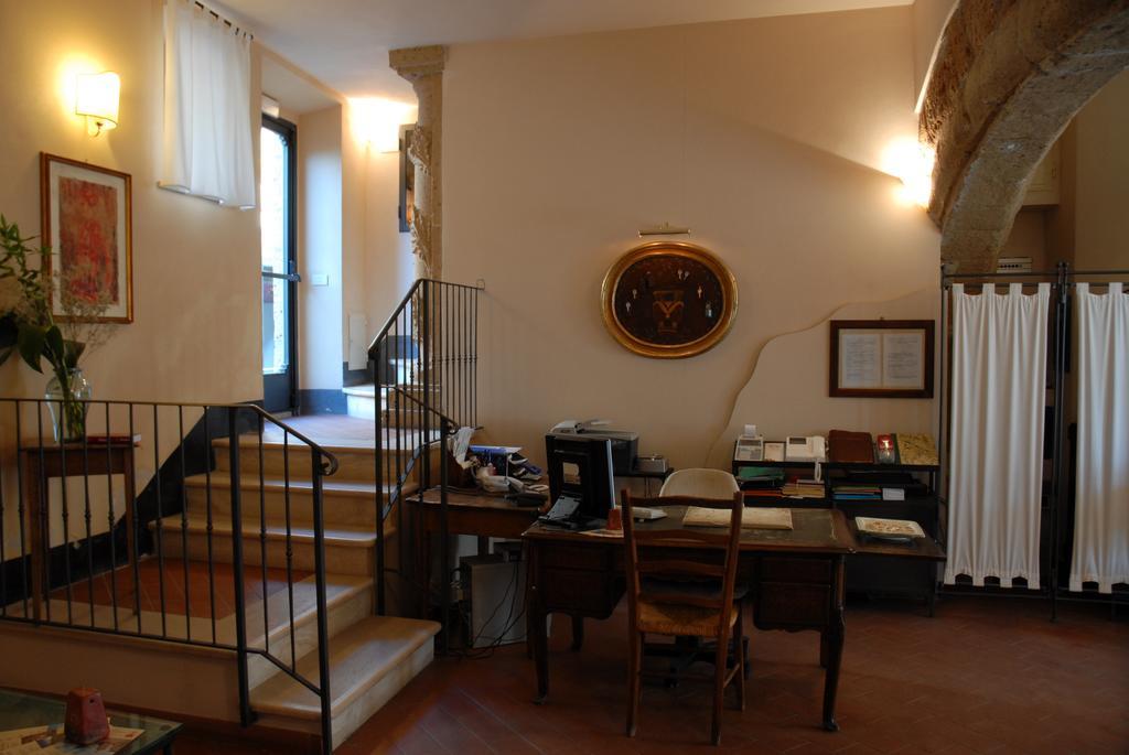 Hotel Scilla Сована Экстерьер фото