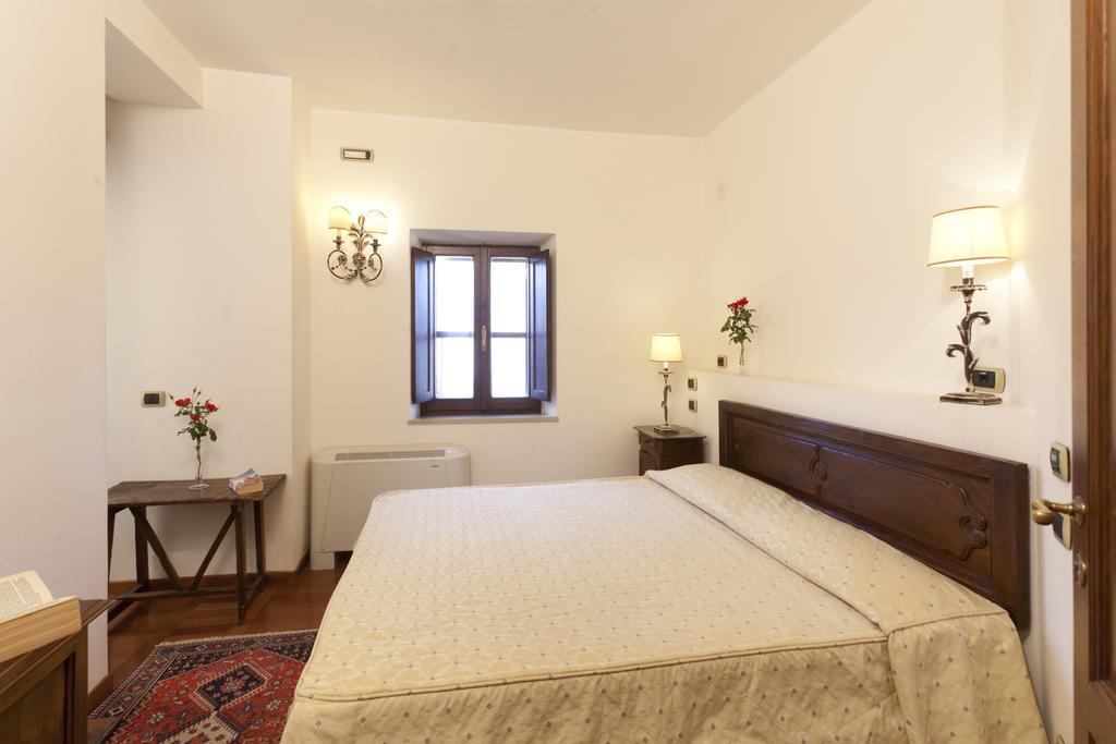 Hotel Scilla Сована Экстерьер фото